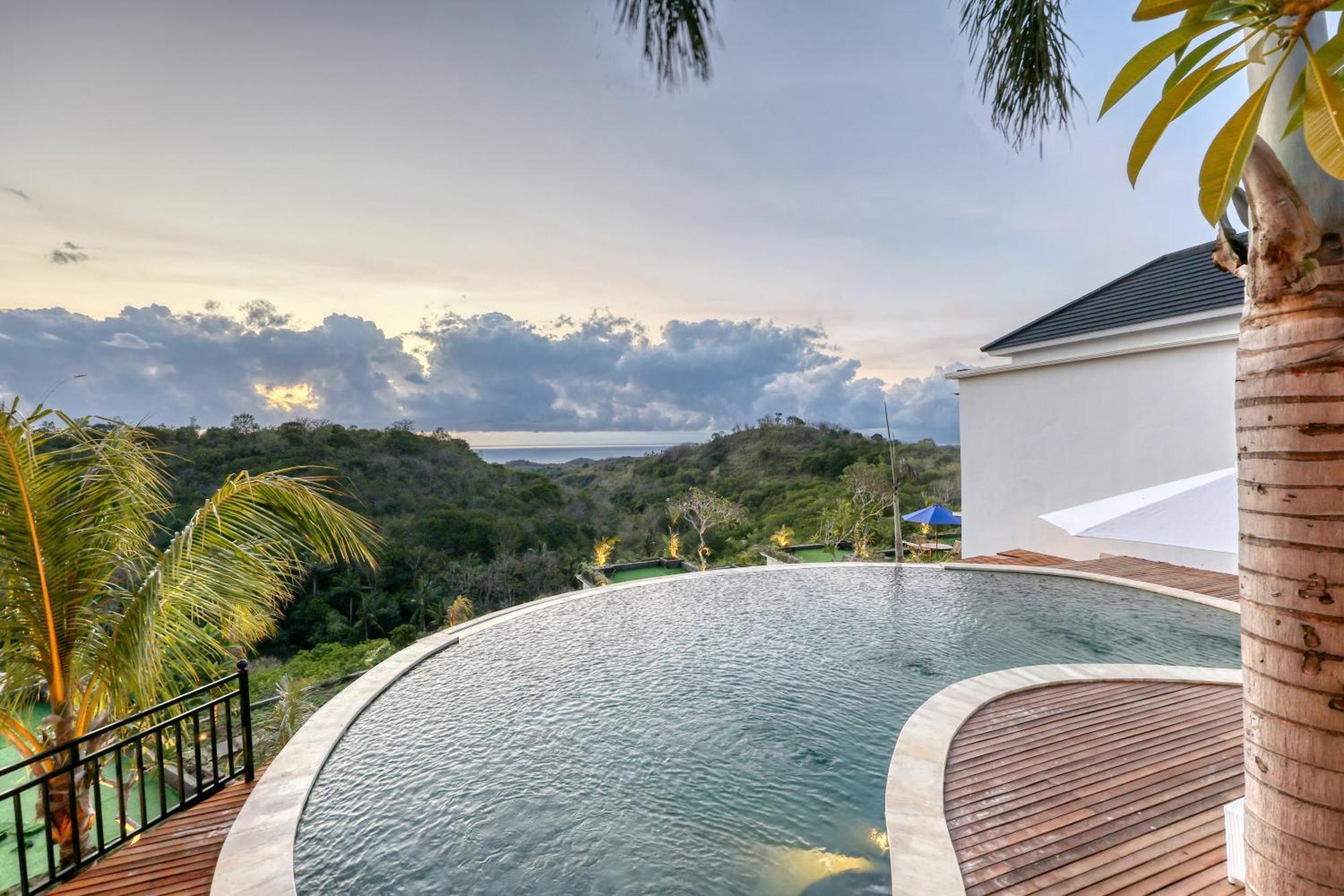 Batumadeg Kelingking Parama Resort מראה חיצוני תמונה